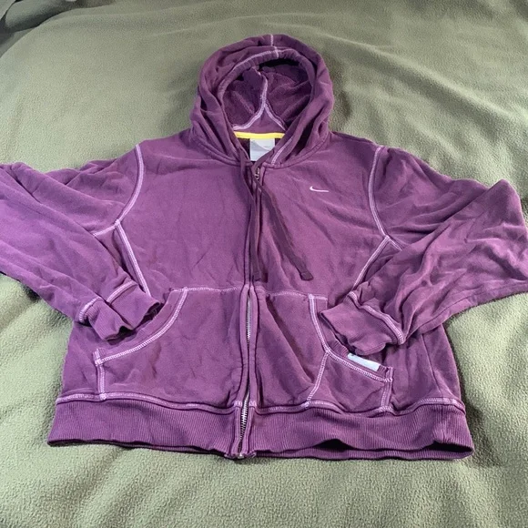 Nike purple, long sleeve, hooded sweatshirt. Zip up. Front pockets. Size large - Picture 1 of 9